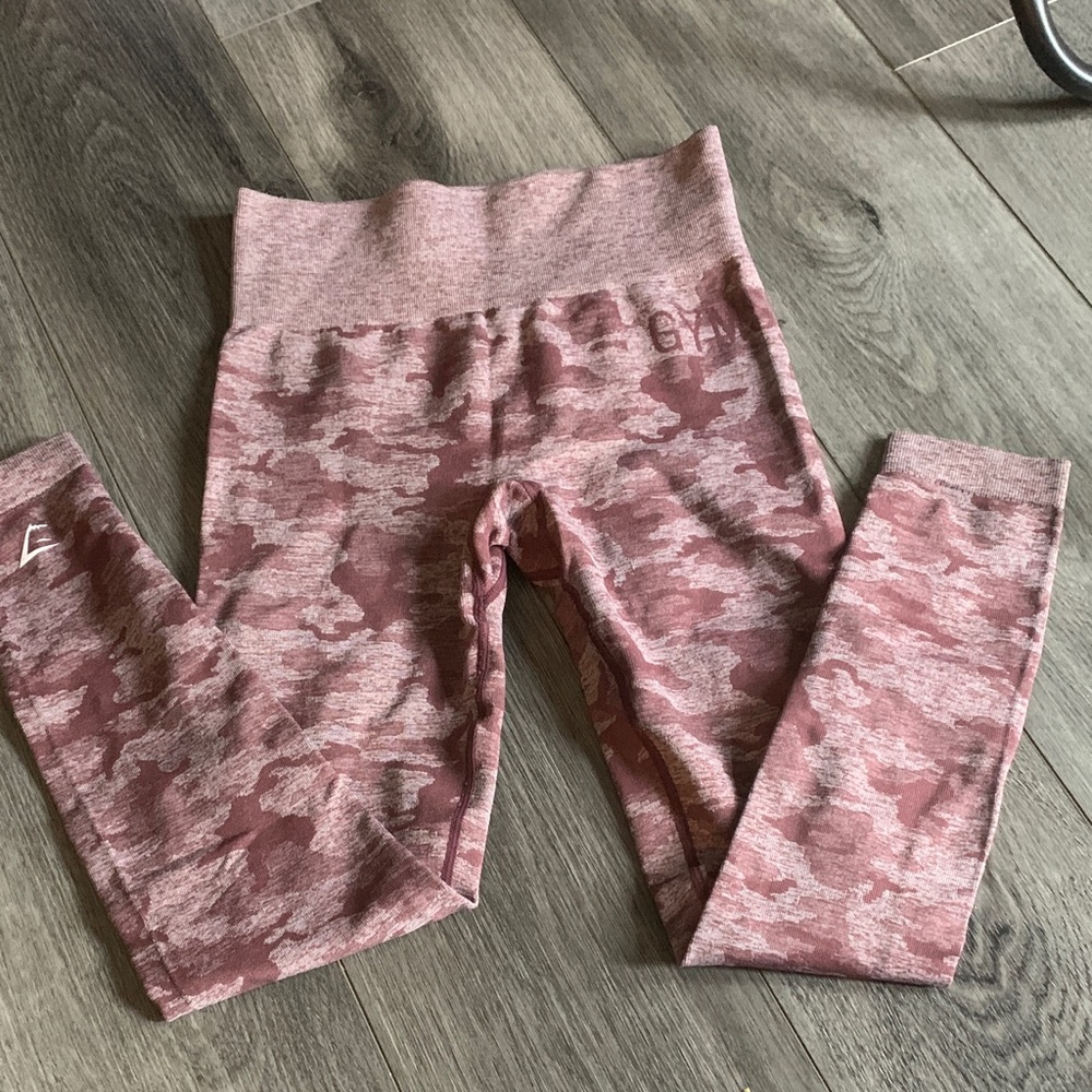 Gymshark camo leggings S